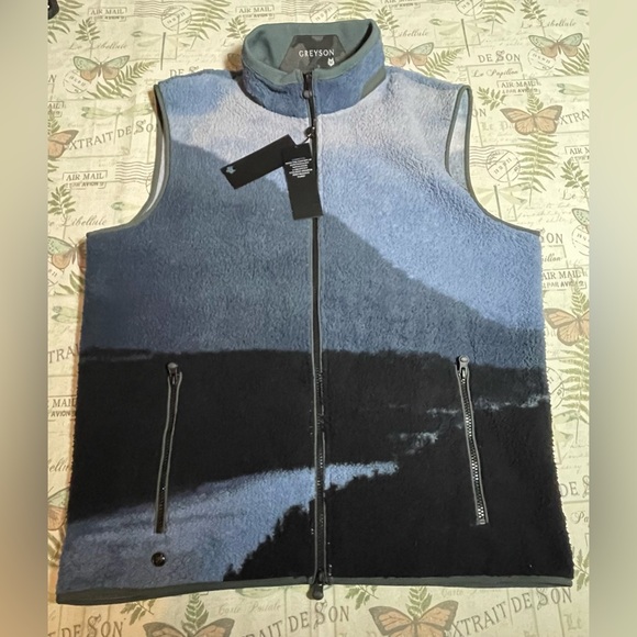 New Greyson Fleece Vest Men M Blue River Run Through It Mississauga Graphic - Picture 1 of 10